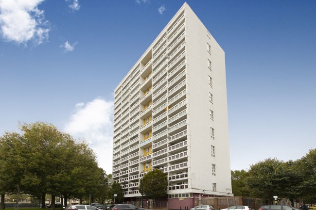 38 Sleaford House, Blackthorn Street, London E3 3PY 2