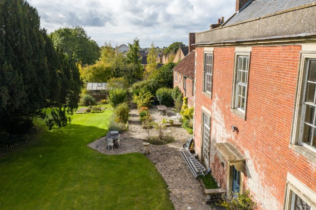 Cradlebridge House, 140 Leigh Road, Westbury, Wiltshire BA13 3QR  8