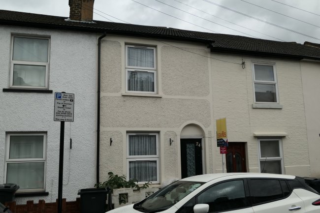 24 Bourne Street, Croydon, Surrey CR0 1XL 10