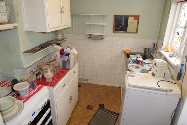 24 Bourne Street, Croydon, Surrey CR0 1XL 10