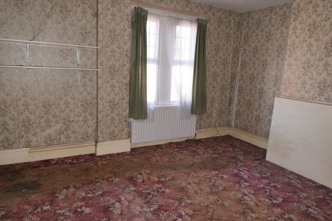 157 Church Street, Wolverton, Milton Keynes, Buckinghamshire MK12 5LA

 3