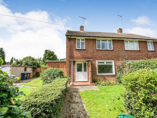 71 Bluebridge Road, Brookman’s Park, Hatfield, Hertfordshire AL9 7UW 4