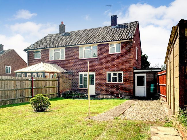 48 Shepherds Lane, Rickmansworth, Hertfordshire WD3 8JN 5