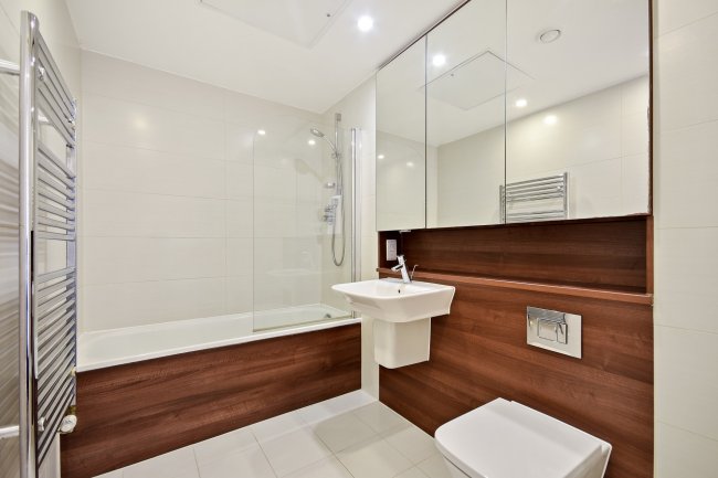 Flat 21, 51 Packington Street, London N1 7FZ 5