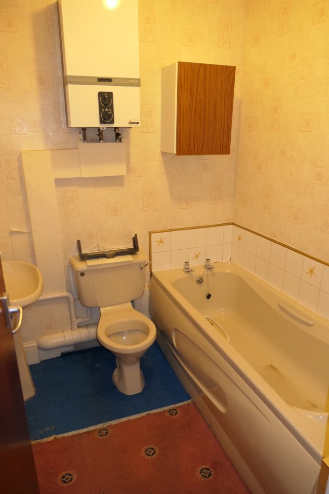 18 South Road, Fratton, Portsmouth, Hampshire, PO1 5QT 9