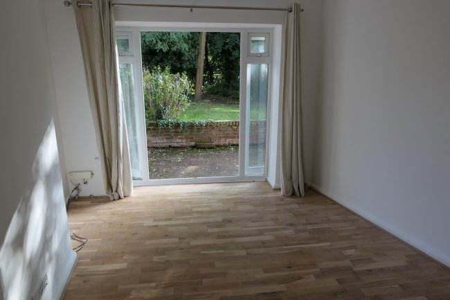 68 Riverbank, Laleham Road, Staines-Upon-Thames, Surrey TW18 2QF 5