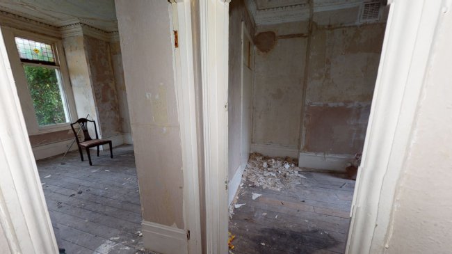 37 Helix Gardens, Brixton, London SW2 2JL
 4