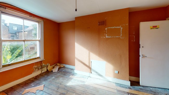 32 Helix Road, Brixton, London SW2 2JS 3