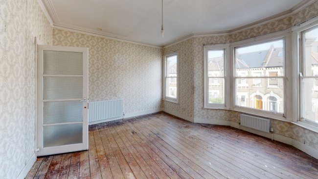 32 Helix Road, Brixton, London SW2 2JS 3