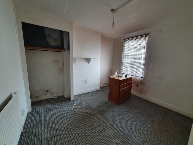 17 Algernon Road, Ladywell, London, SE13 7AT
 3