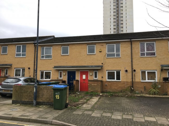 15 Willow Lane, Woolwich, London, SE18 5TQ
 10