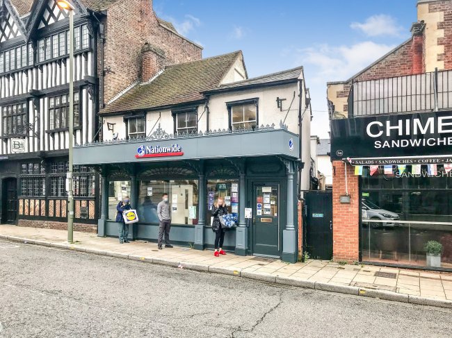 1 & 1A North Street, Leatherhead, Surrey KT22 7AX
 10