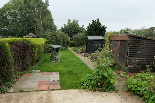 87 Denham Way, Maple Cross, Rickmansworth, WD3 9SL
 9