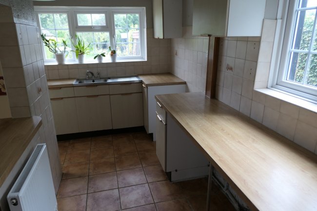 87 Denham Way, Maple Cross, Rickmansworth, WD3 9SL
 9