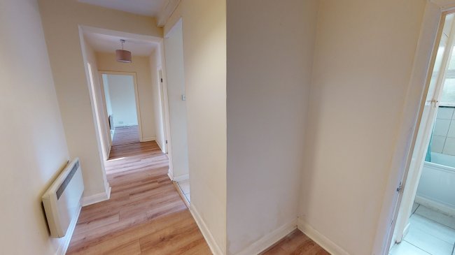 12 Elms Court, Montague Road, Wimbledon, London SW19 1SZ
 8