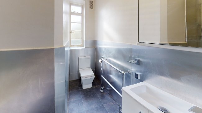 Flat 33, Tavistock Court, Tavistock Square, London, WC1H 9HE 1