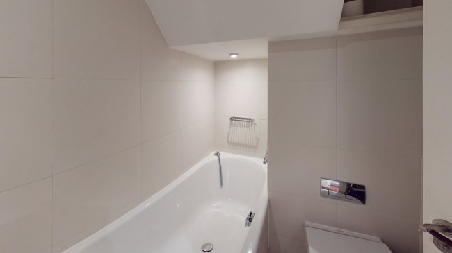 3a Egerton Gardens, South Kensington, London SW3 2BS
 9