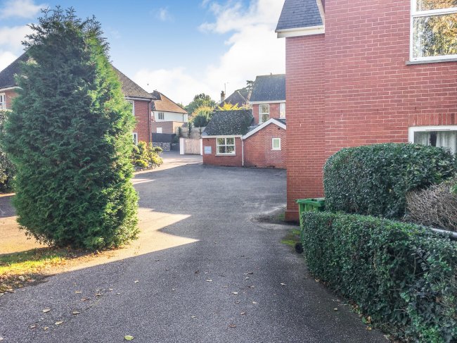 Shandford, 31 Station Road, Budleigh Salterton, Devon EX9 6RS 6