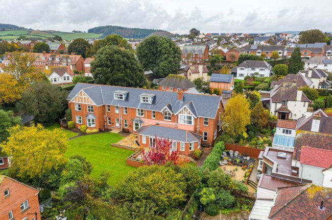 Shandford, 31 Station Road, Budleigh Salterton, Devon EX9 6RS 6