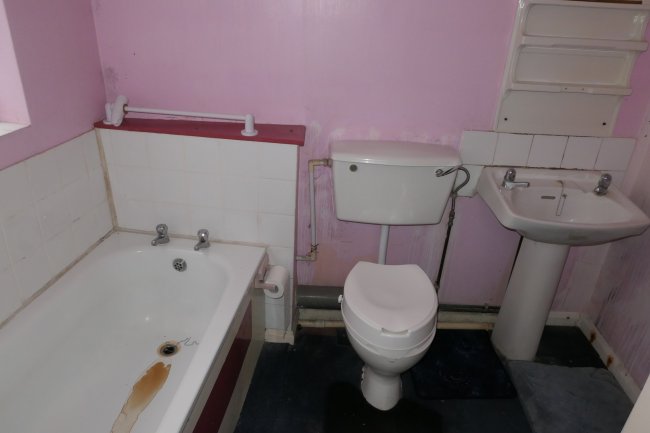 18 & 18A Royal Parade, Chislehurst, Kent BR7 6NR 10