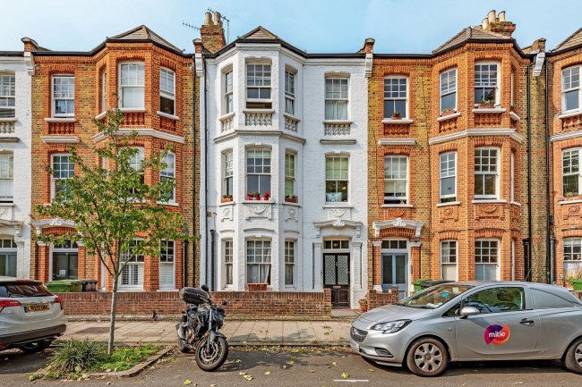 36a Hackford Road, London SW9 0RF 8