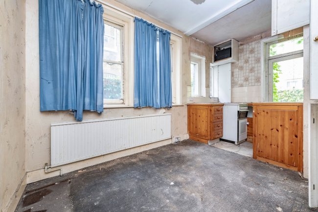 36a Hackford Road, London SW9 0RF 8