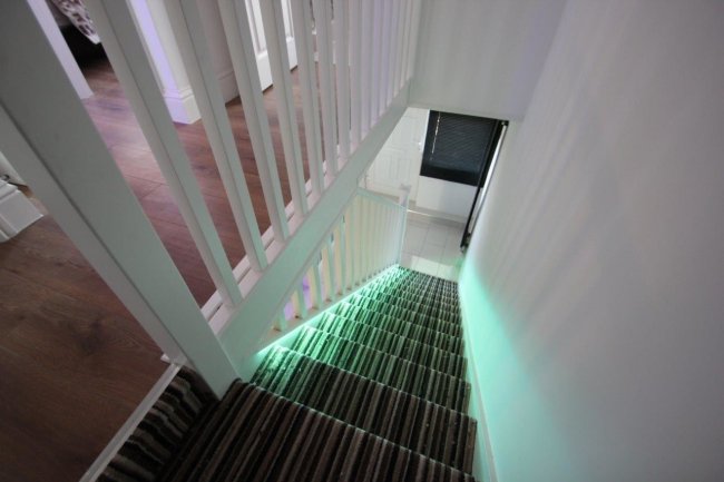 247 Fellow Court, Weymouth Terrace, Bethnal Green, London E2 8LL 6