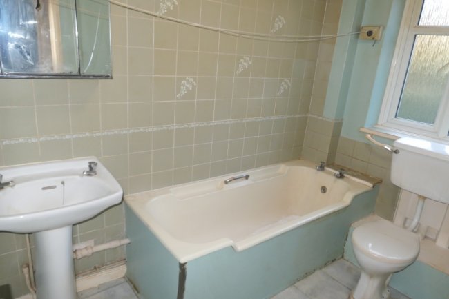 26 Hillbrow, Richmond Hill, Surrey TW10 6BH 10