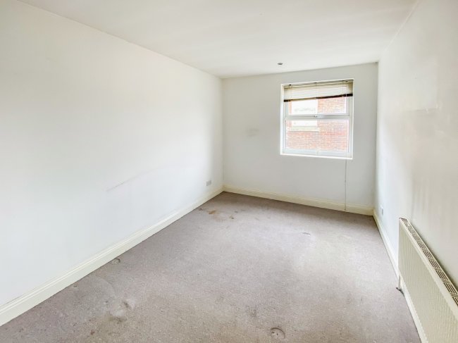 6 Jade Mews, 62 Kingston Road, Portsmouth, PO2 7PE 8