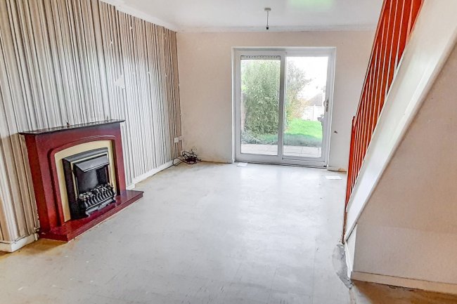 14 Sandringham Drive, Grantham, Lincolnshire, NG31 9UD 4