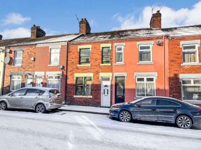 19 Hawthorne Street, Stoke-on-Trent, Staffordshire, ST6 2JD
 3
