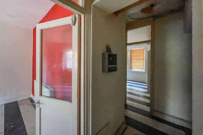 8A Gledstanes Road, London W14 9HU 2