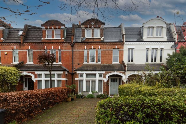 36B Earlsfield Road, Wandsworth, London, SW18 3DN
 1