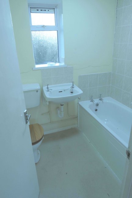 3 Charles Street, Corsham, Wiltshire, SN13 0AN
 3