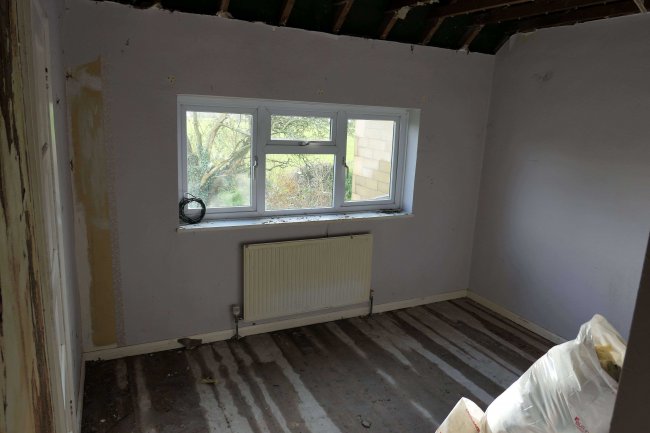 5 The Meads, Burton, Chippenham, Wiltshire, SN14 7LS 8