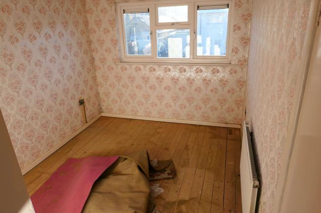 27 Pound Close, Lyneham, near Royal Wotton Bassett, Wiltshire, SN15 4PJ
 4