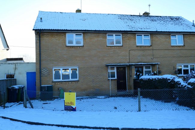 27 Pound Close, Lyneham, near Royal Wotton Bassett, Wiltshire, SN15 4PJ
 4