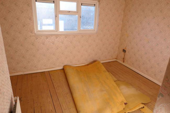 27 Pound Close, Lyneham, near Royal Wotton Bassett, Wiltshire, SN15 4PJ
 4