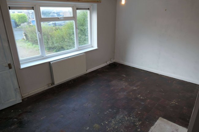 6 Barken Road, Chippenham, Wiltshire, SN14 0JY 5