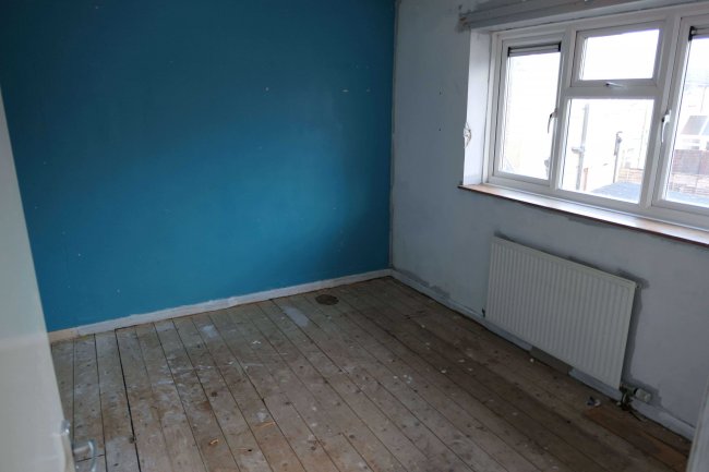 6 Barken Road, Chippenham, Wiltshire, SN14 0JY 5