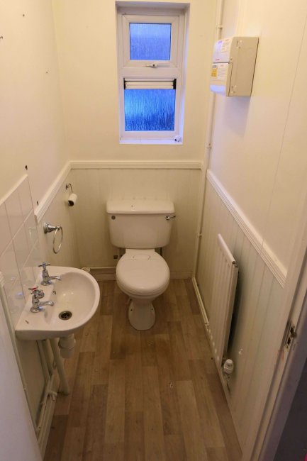 33 Larkham Rise, Chippenham, Wiltshire, SN15 3SB
 6