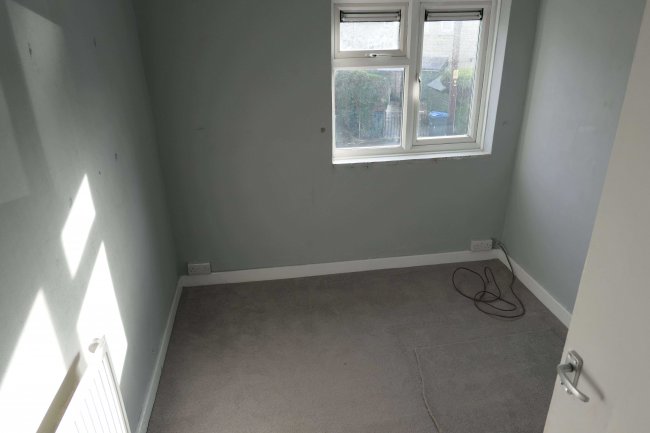 5 Dover Street, Chippenham, Wiltshire, SN14 0EE
 7