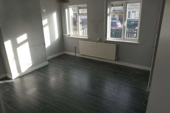 5 Dover Street, Chippenham, Wiltshire, SN14 0EE
 7