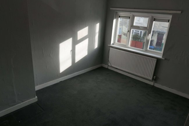 5 Dover Street, Chippenham, Wiltshire, SN14 0EE
 7