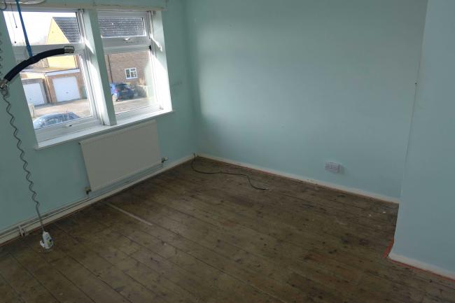 8 Hillside, Leigh, near Cricklade, Wiltshire, SN6 6RE
 2