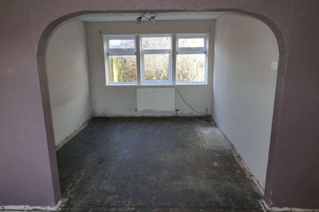 8 Hillside, Leigh, near Cricklade, Wiltshire, SN6 6RE
 2