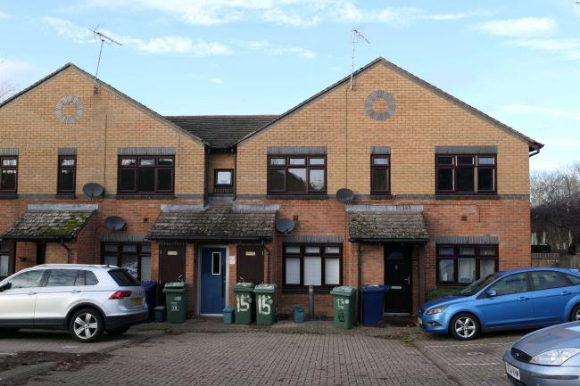 15 Shepherds Hill, Blackbird Leys, Oxford, Oxfordshire, OX4 7XP
 3