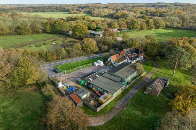 Kings Farm, Dorking Road, Kingsfold, RH12 3SA  5