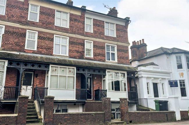 93 South Street, Dorking, RH4 2JU
 3