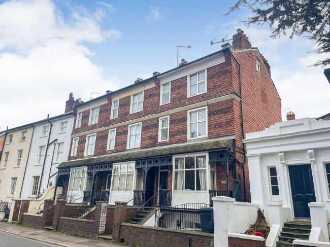 93 South Street, Dorking, RH4 2JU
 3